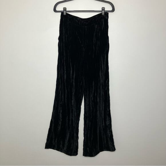 Nasty Gal Pants - NWT NASTY GAL Premium Velvet Wide Leg Pants Black 8